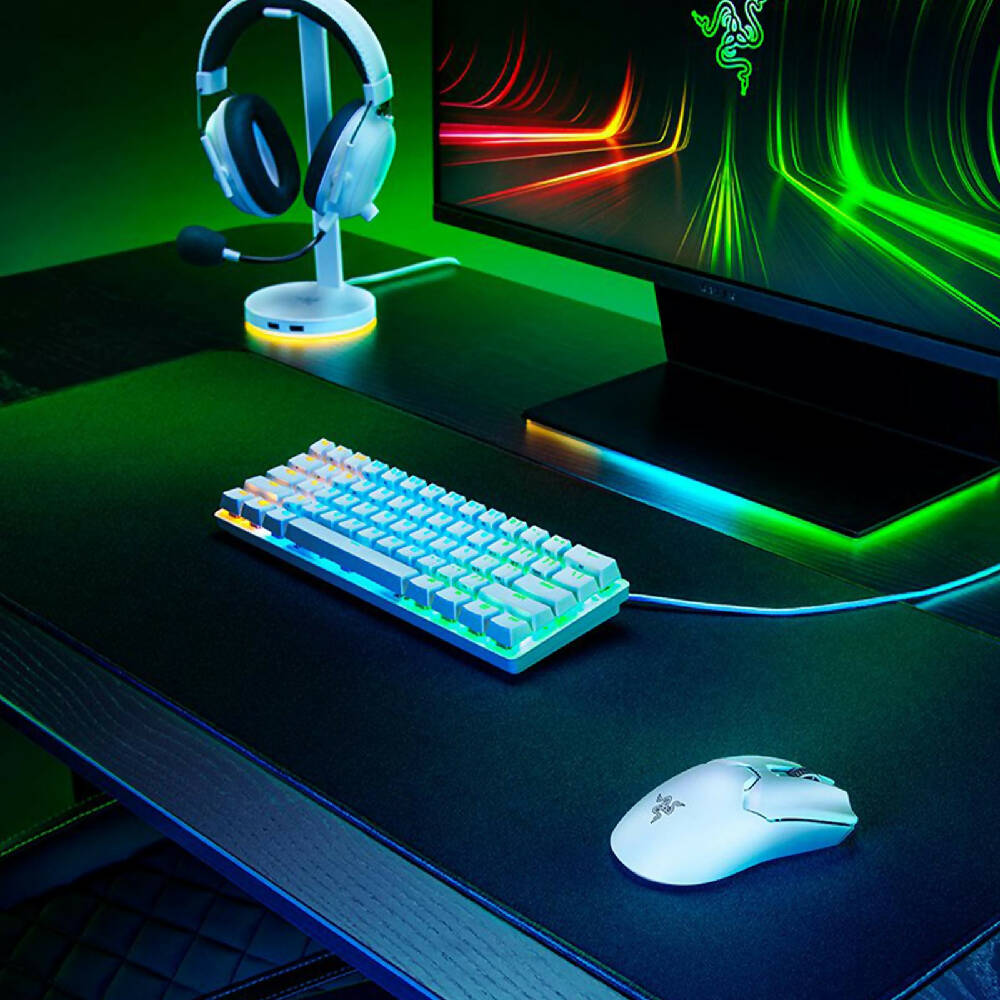 Razer Viper V2 Pro Wireless Mouse White